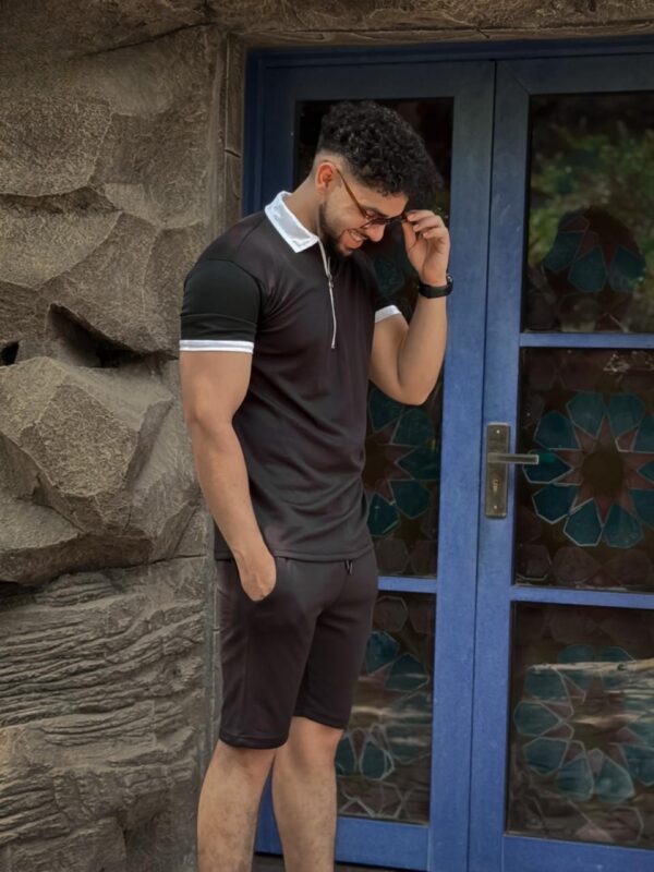 Bold Contrast Collar Short Suit with Front Zipper - Image 2